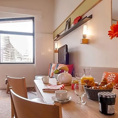 Pierre & Antares Aparthotel
