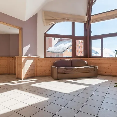 Hotel apartamentowy Pierre & Antares
